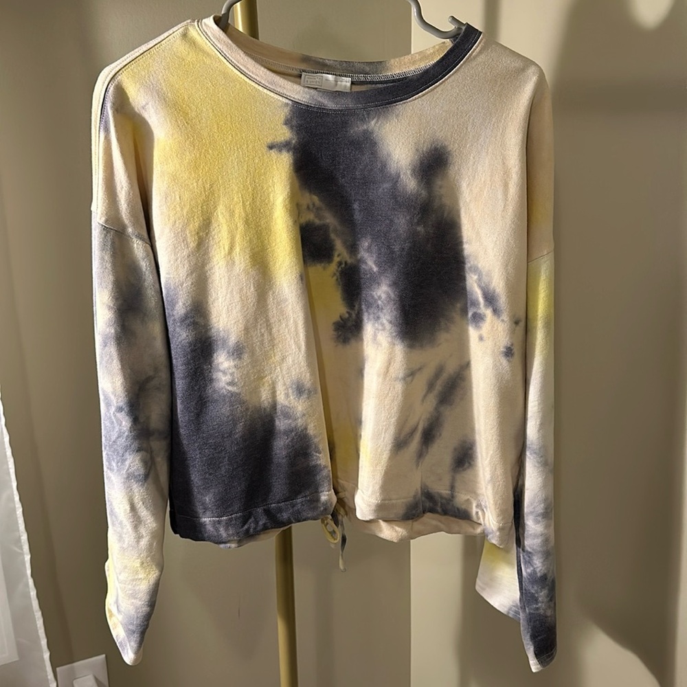 14th & Union brand lightweight sweatshirt, wide sleeves. Size S. Worn once.